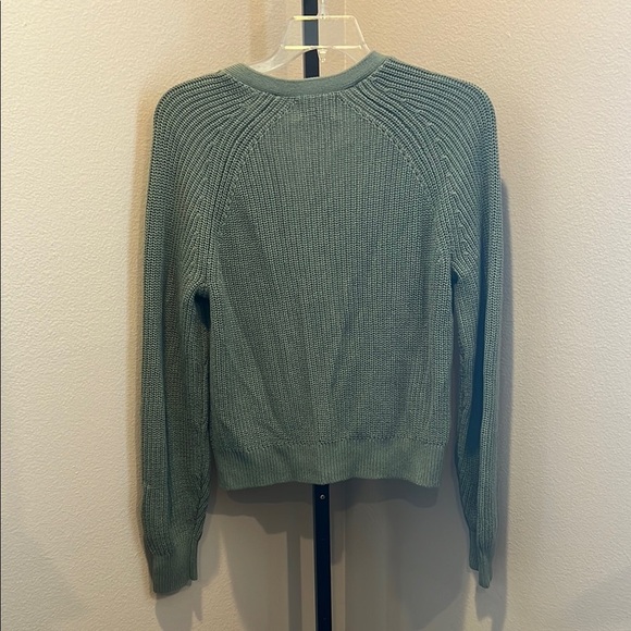 Old Navy Green Cardigan Sweater V-Neck Relaxed Fit - Picture 3 of 3